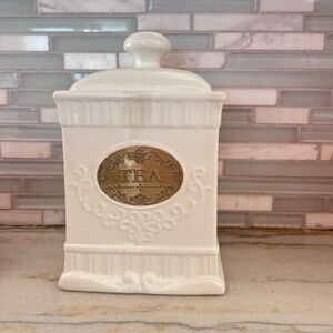 THL Classic French Chic Tea Canister & Lid White Kitchen Gold Emblem Shabby Chic